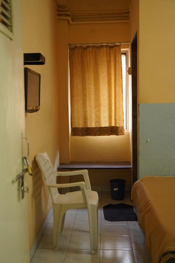 Hotel Rajesh Kolhapur Exterior foto